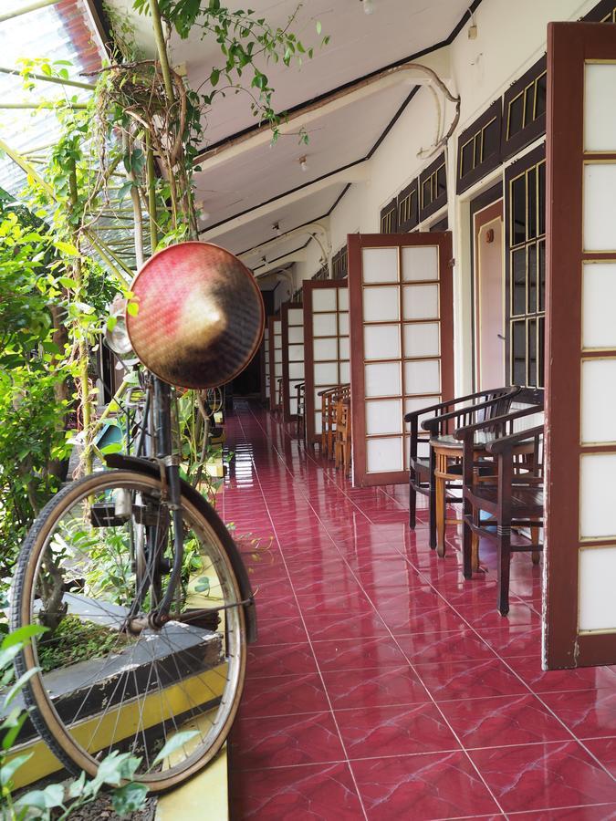 Diaga Grha Hotel ジョグジャカルタ エクステリア 写真