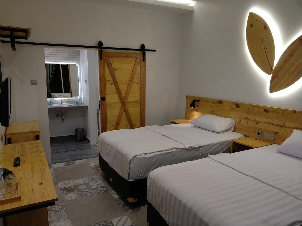Diaga Grha Hotel ジョグジャカルタ エクステリア 写真